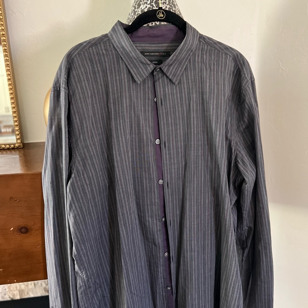XL men’s John Varvatos Luxe XL shirt